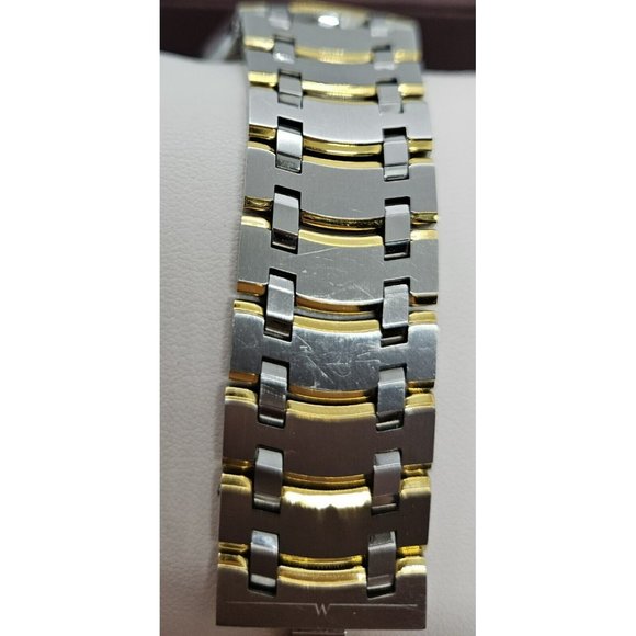 Wittnauer Montserrat Swiss Made Watch With 8 Diamonds And Sapphire Crystal - Picture 10 of 16